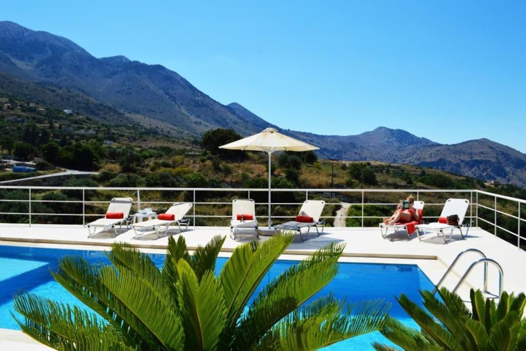 Villa Vuna - Private Pool -Sea View خانيا المظهر الخارجي الصورة
